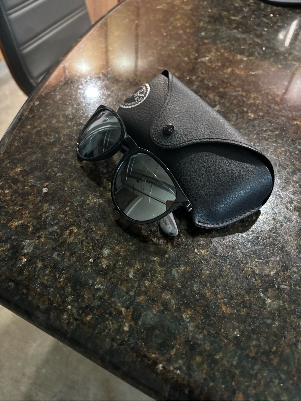 Ray-Ban Erika Black Sunglasses with Black Case - Picture 2 of 4